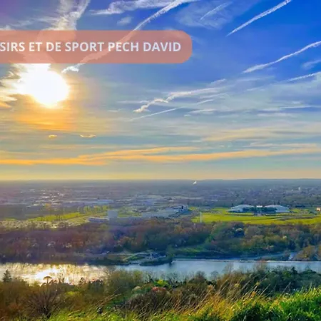 Appartement Ramonville Avec Parking Prive * 라몬빌생아그네