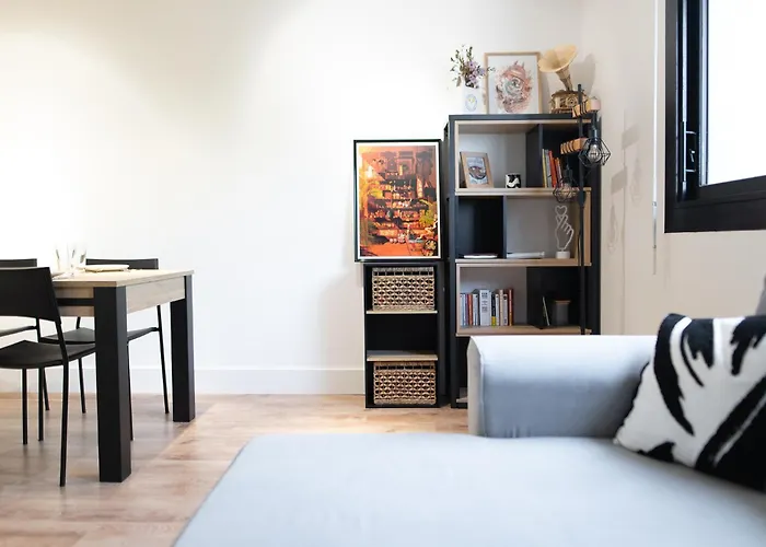 Appartement Ramonville Avec Parking Prive ラモンヴィル・サン・タニュ