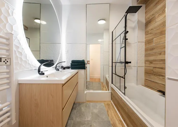 Appartement Ramonville Avec Parking Prive *